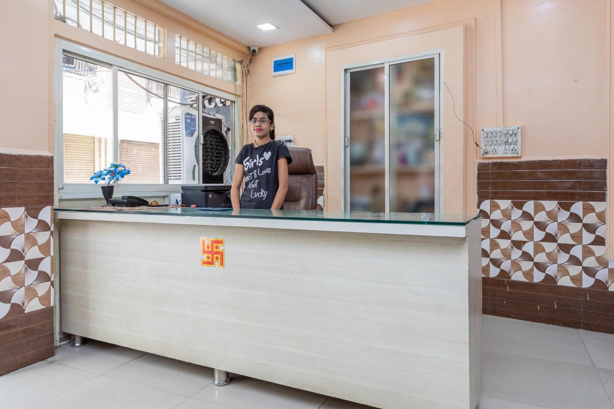 Spot On Hotel Sawera Indore Dış mekan fotoğraf